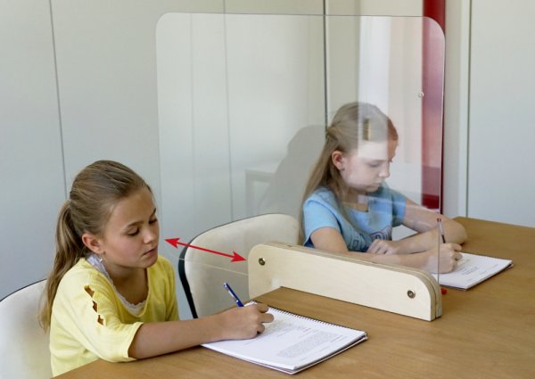 Flexaform Hygienic Protection Screen for tables, transparent