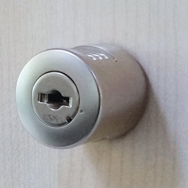 Twist Handle Olive with Lock