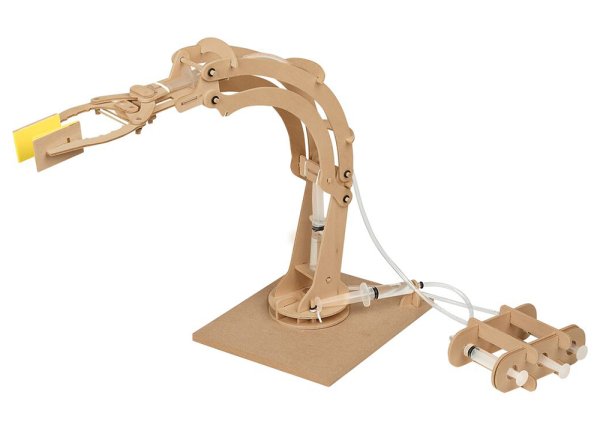 Hydraulic robot arm made of wood